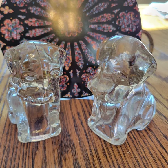 Glass Dog Figurine Duo ~ Vintage? ~ Paperweight? Cute! - Picture 4 of 16